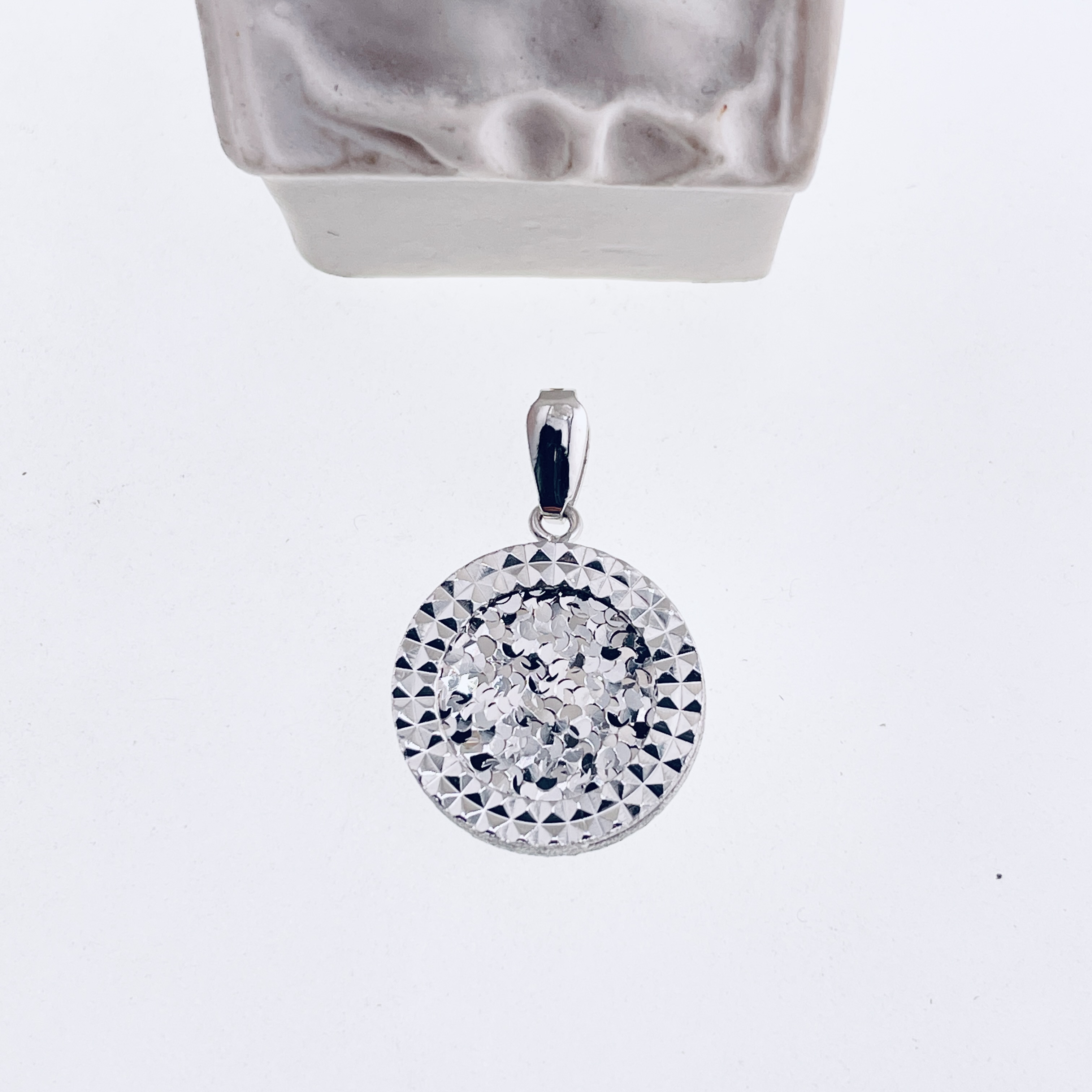 铂金Pt950碎碎冰圆饼吊坠