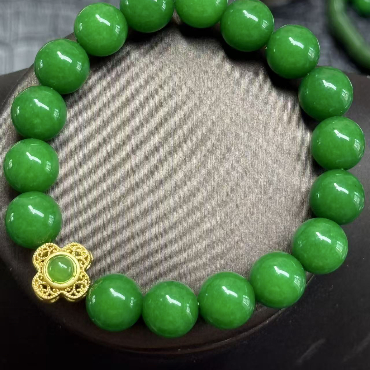 天然绿色10mm手链气质时尚