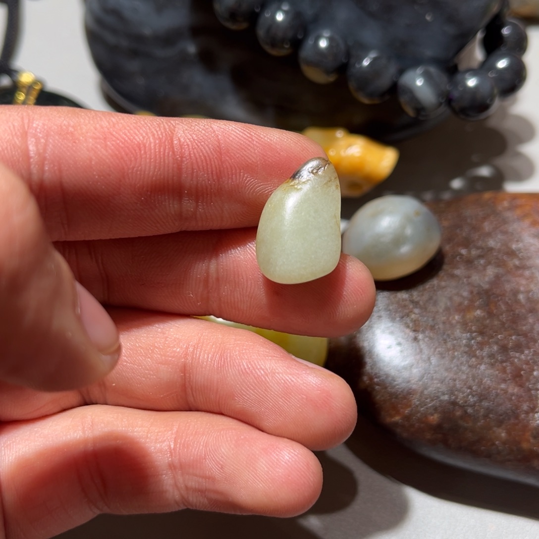 和田玉（糖玉）未镶嵌挂件