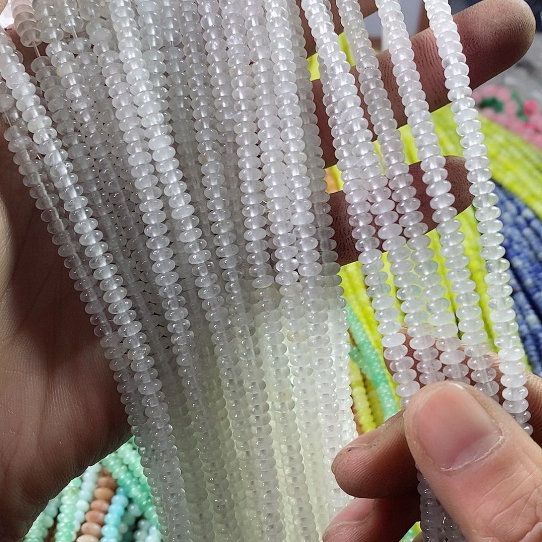 玛瑙/玉髓珠宝半成品未镶嵌一条天然2×4.5白水晶隔片