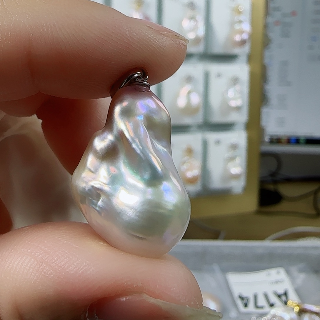 淡水珍珠吊坠（特价有瑕）银S925镶嵌