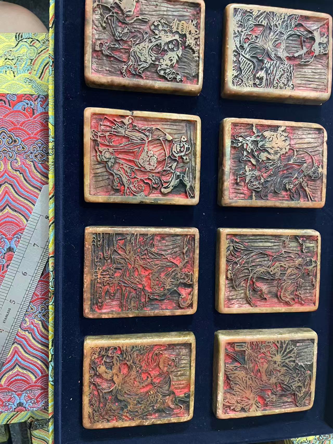 弘一寿山芙蓉石八仙过海套盒