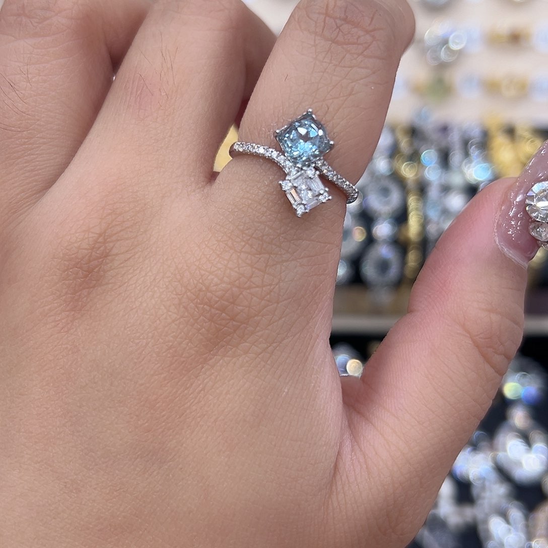 托帕石戒指银S925镶嵌