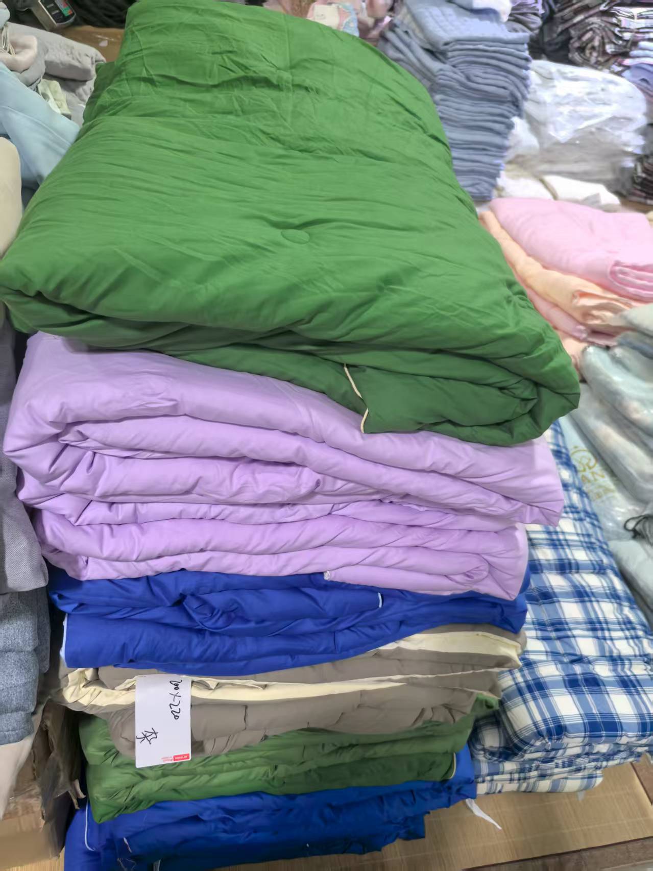 《厚广家》3楼200×220杂款超软韩式春秋被 发1张 不挑色