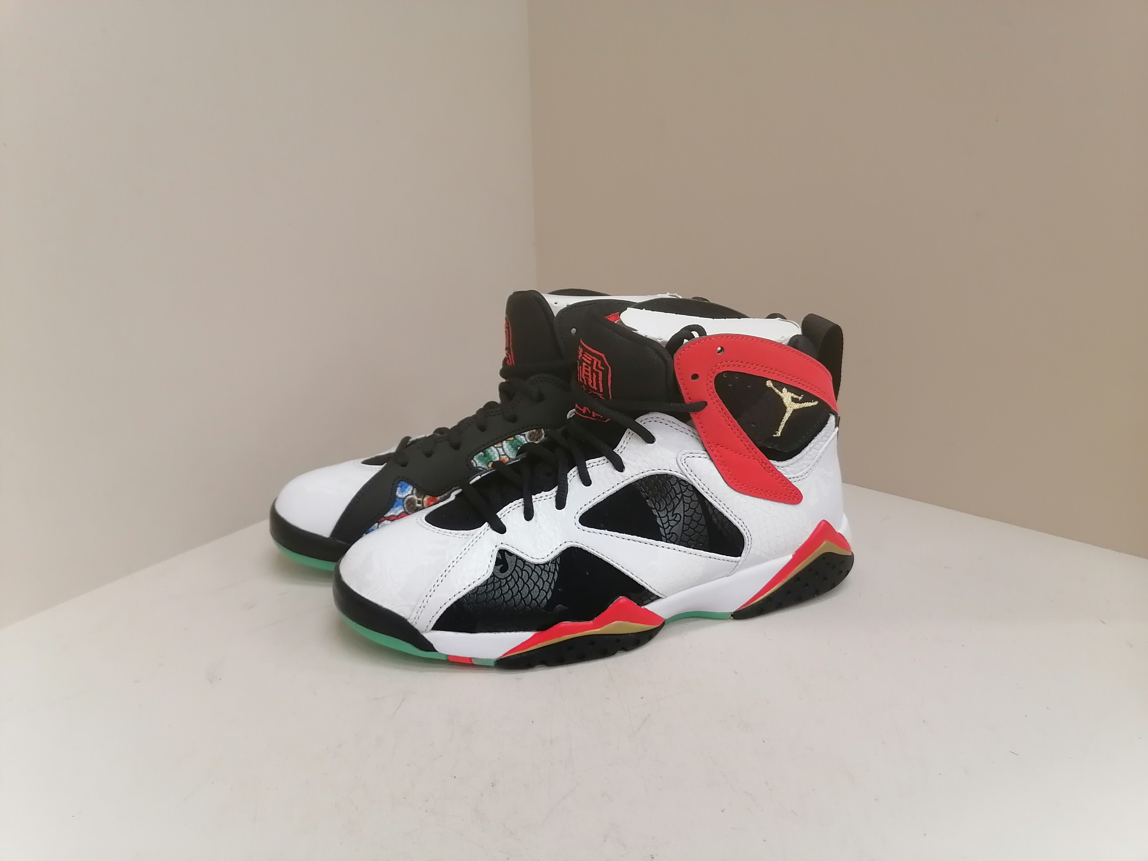 nike aj7 黑白红 经典配色板鞋 41码 全新原盒