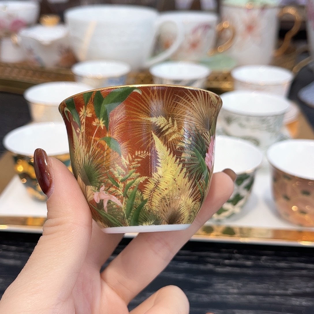 骨瓷////////：：：：：：：