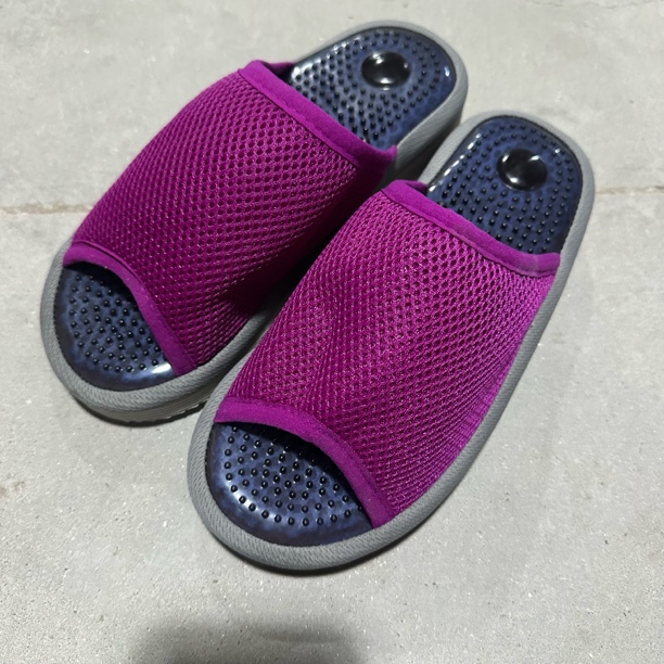 百货3581 紫色拖鞋发1双