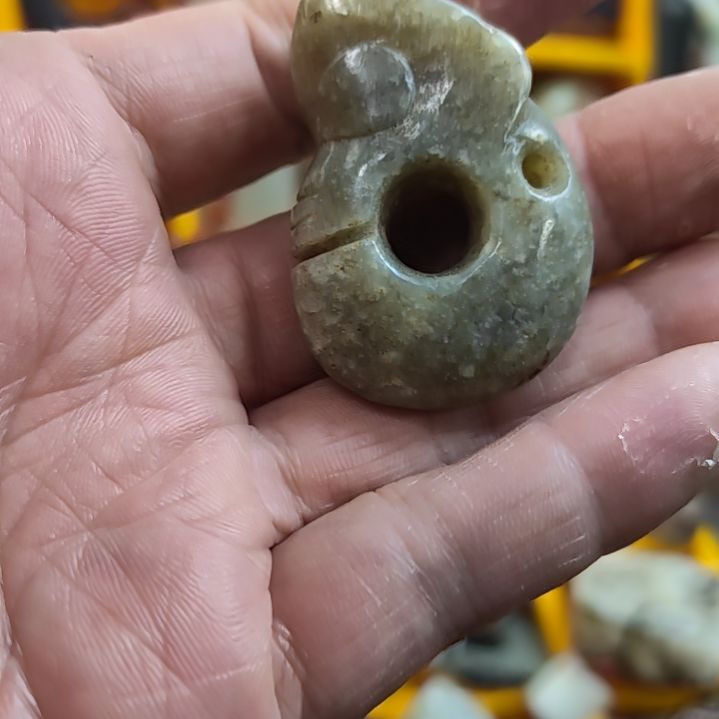 和田玉（糖玉）未镶嵌挂件