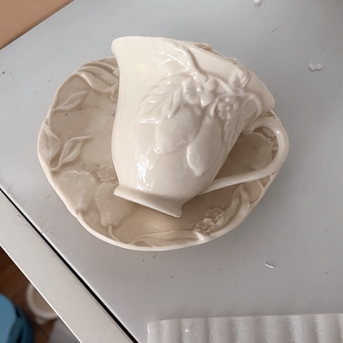 白瓷水果浮雕咖啡杯