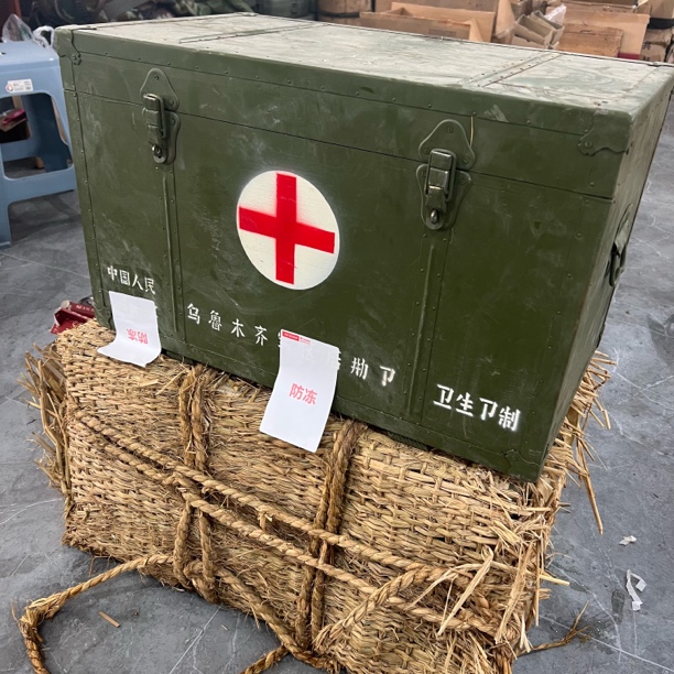 绿色大木空箱（59.5*35*36）