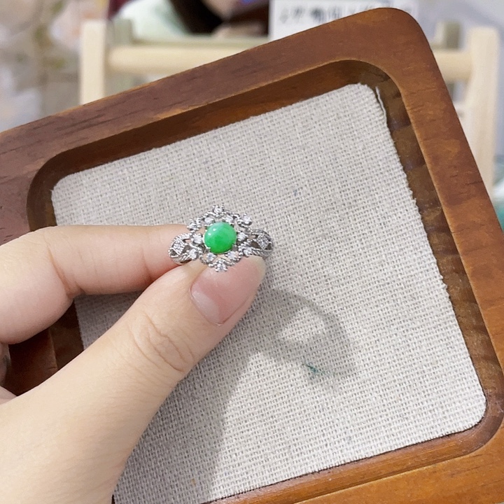 翡翠未镶嵌颈饰天然翡翠Ａ货