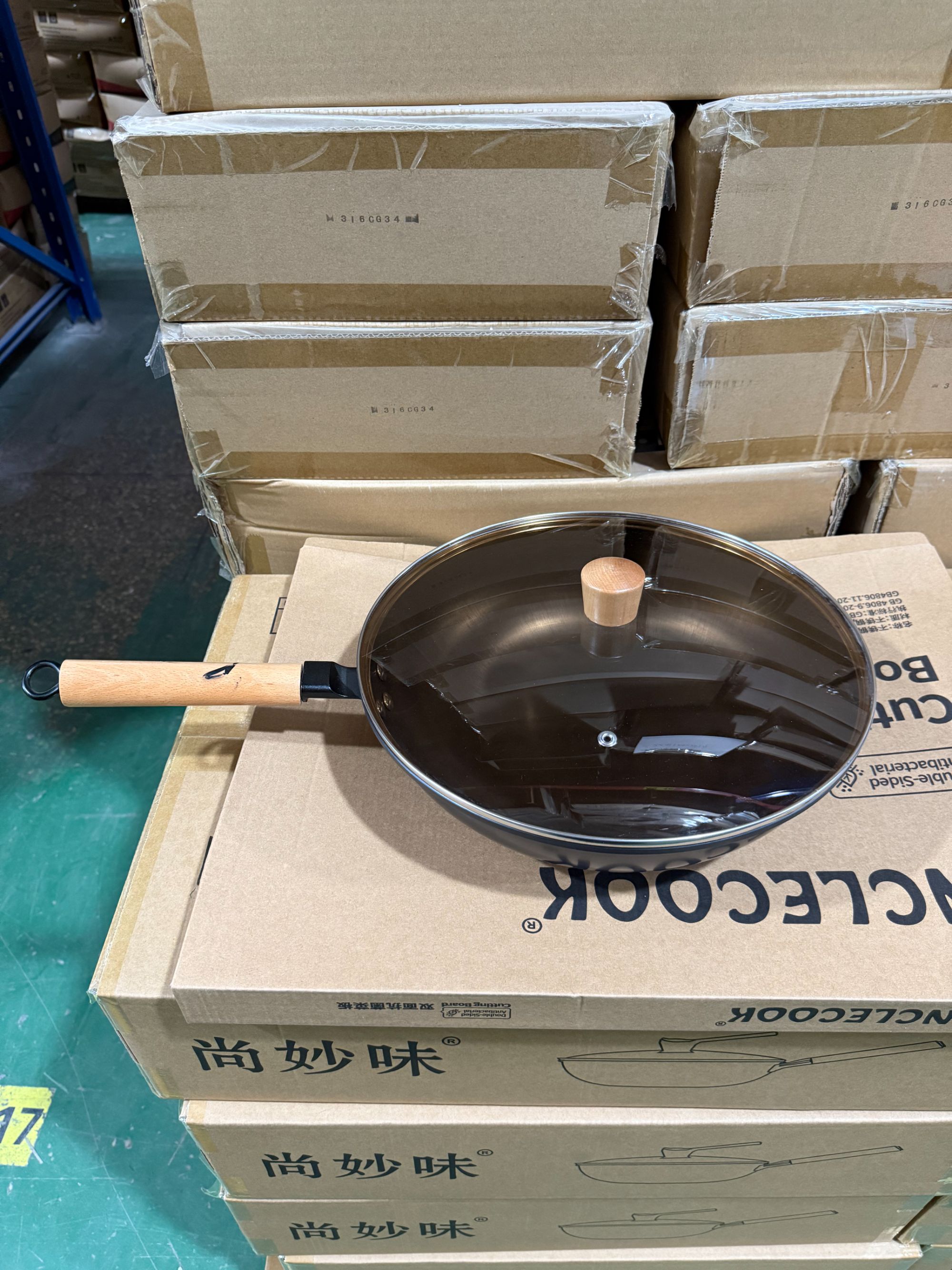 中华大铁锅 无涂层不粘铁锅  32cm 带盖子 不挑灶具