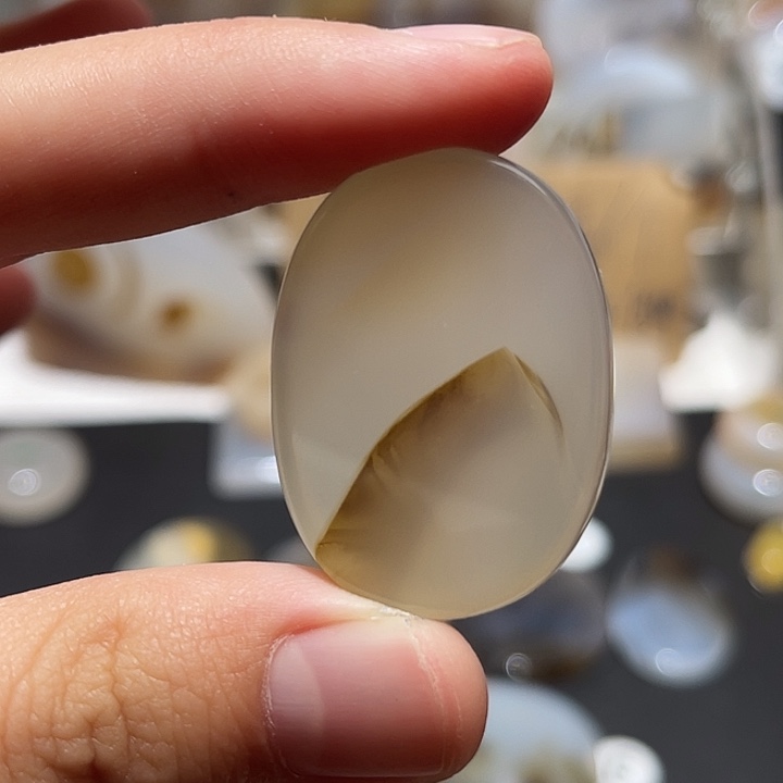 玛瑙/玉髓颈饰未镶嵌