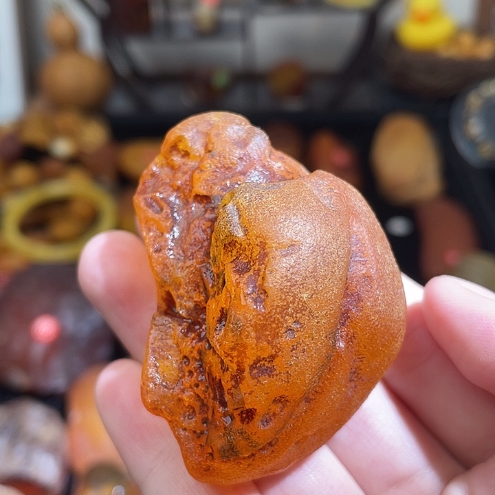 琥珀未镶嵌珠宝奇石