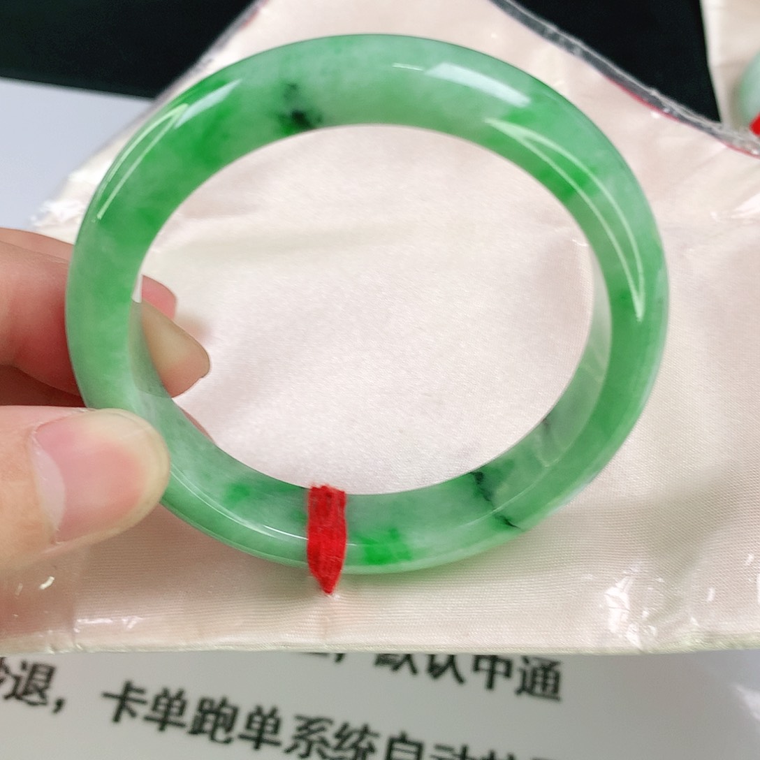 翡翠未镶嵌手镯天然缅甸翡翠56.1