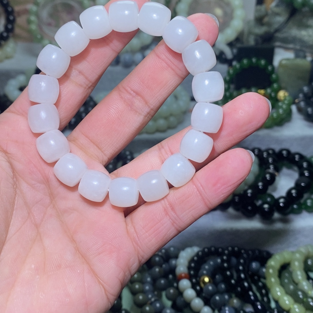 和田玉未镶嵌手链