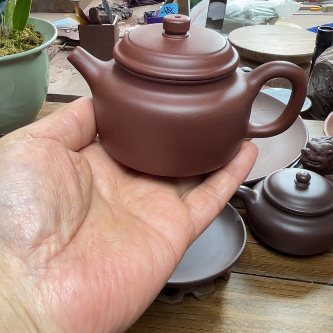 紫砂茶壶底槽青壶