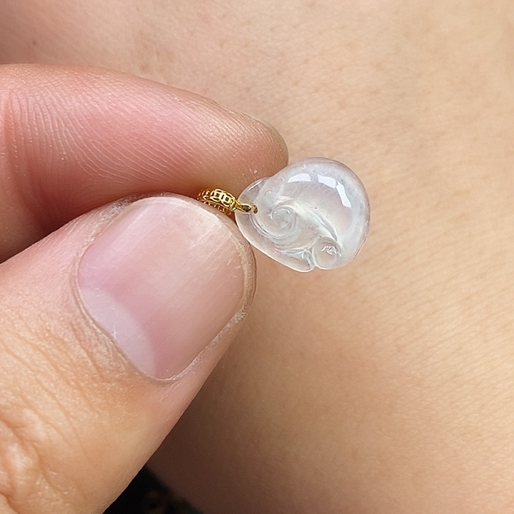 翡翠18K金镶嵌颈饰如意