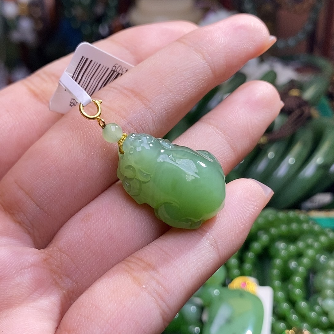 颈饰未镶嵌和田玉碧玉猫眼金镶貔貅