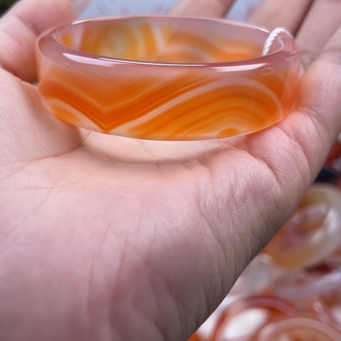 玛瑙/玉髓手镯未镶嵌