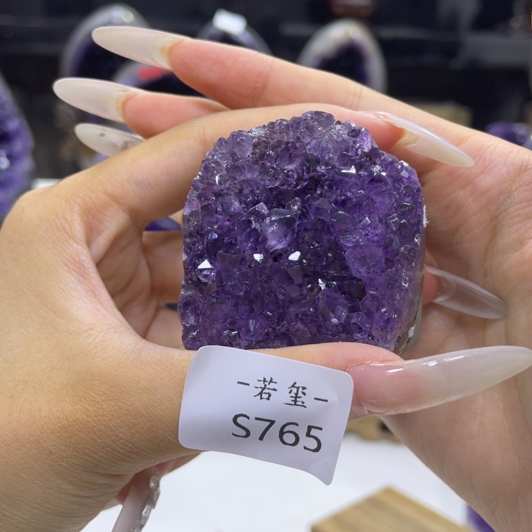 未镶嵌紫晶大型摆件（非配饰）乌拉圭紫水晶摆件S765