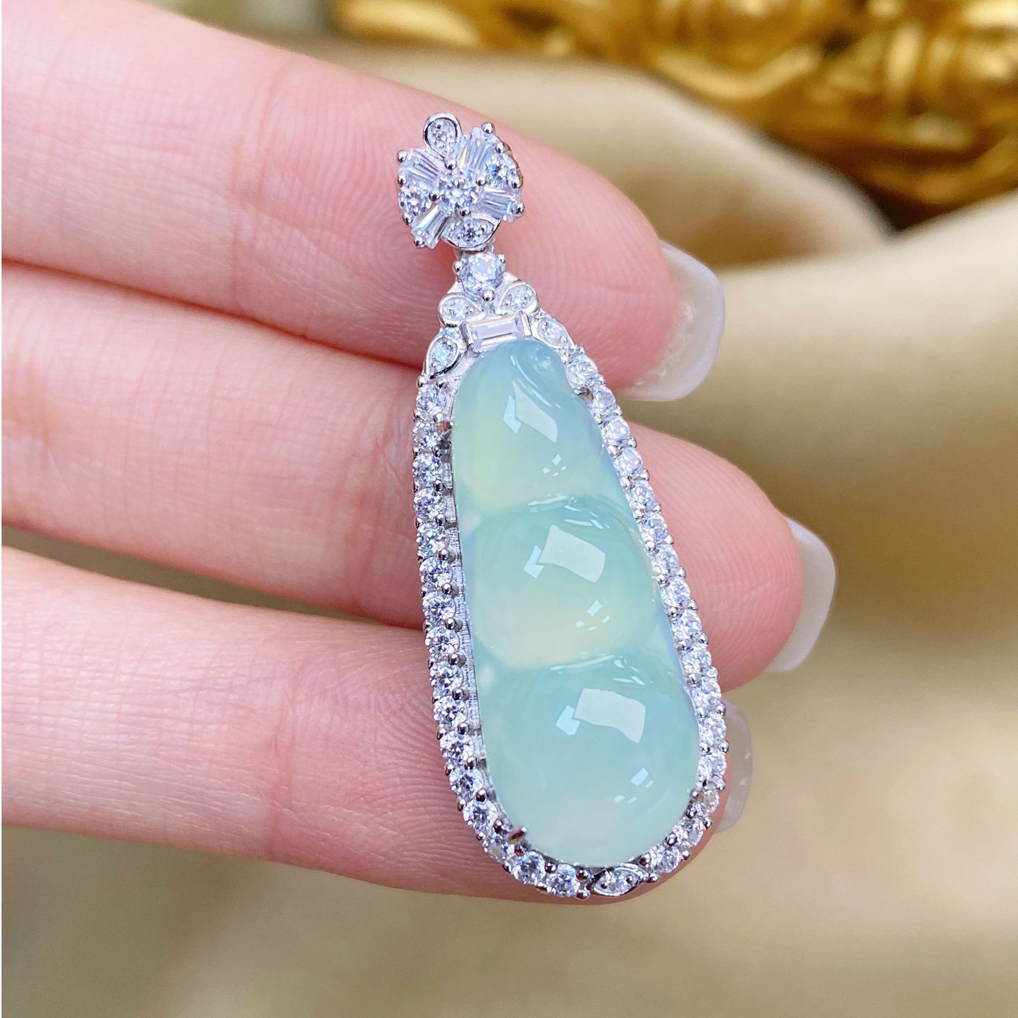 （DD-50-1）福豆吊坠-s925银镶翡翠福豆精致款多样性发货一件