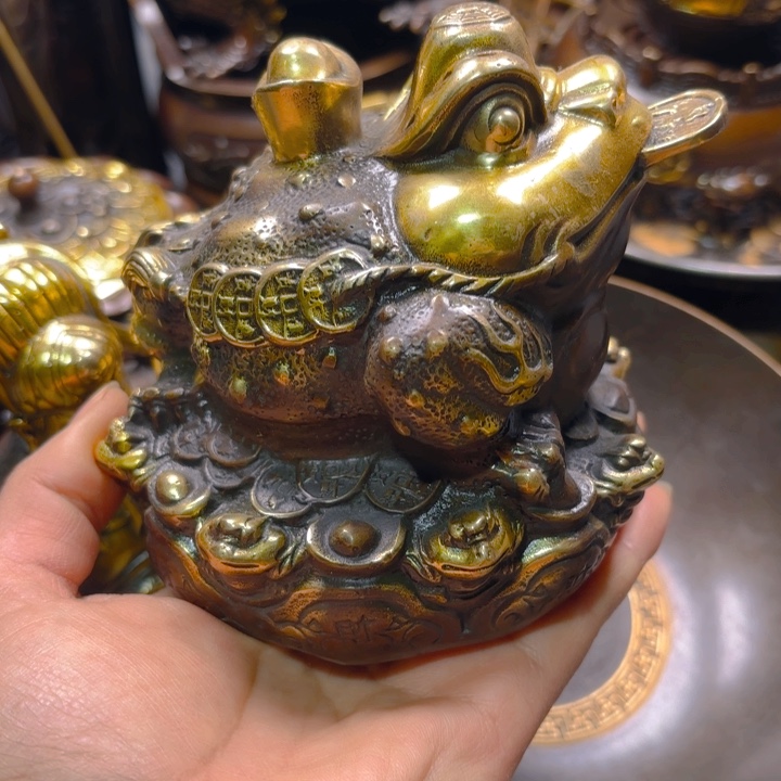 铜器摆件收收藏藏