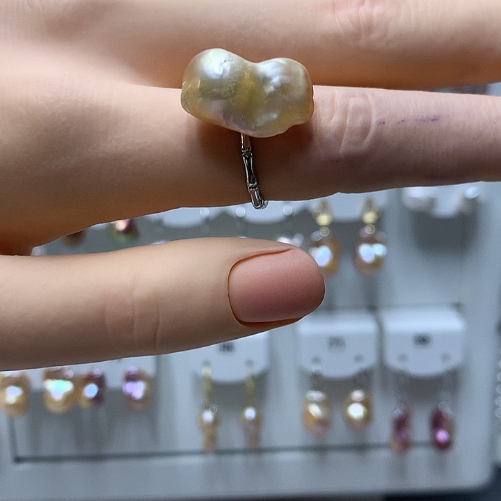 巴洛克未镶嵌淡水珍珠