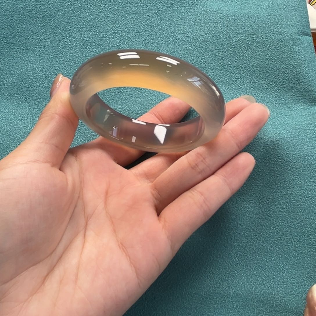 手镯玛瑙/玉髓未镶嵌