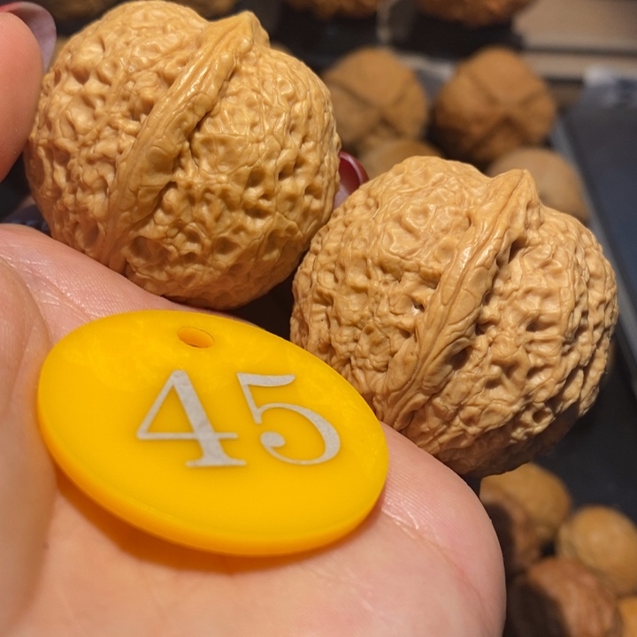 核桃铁狮子核桃尺寸40