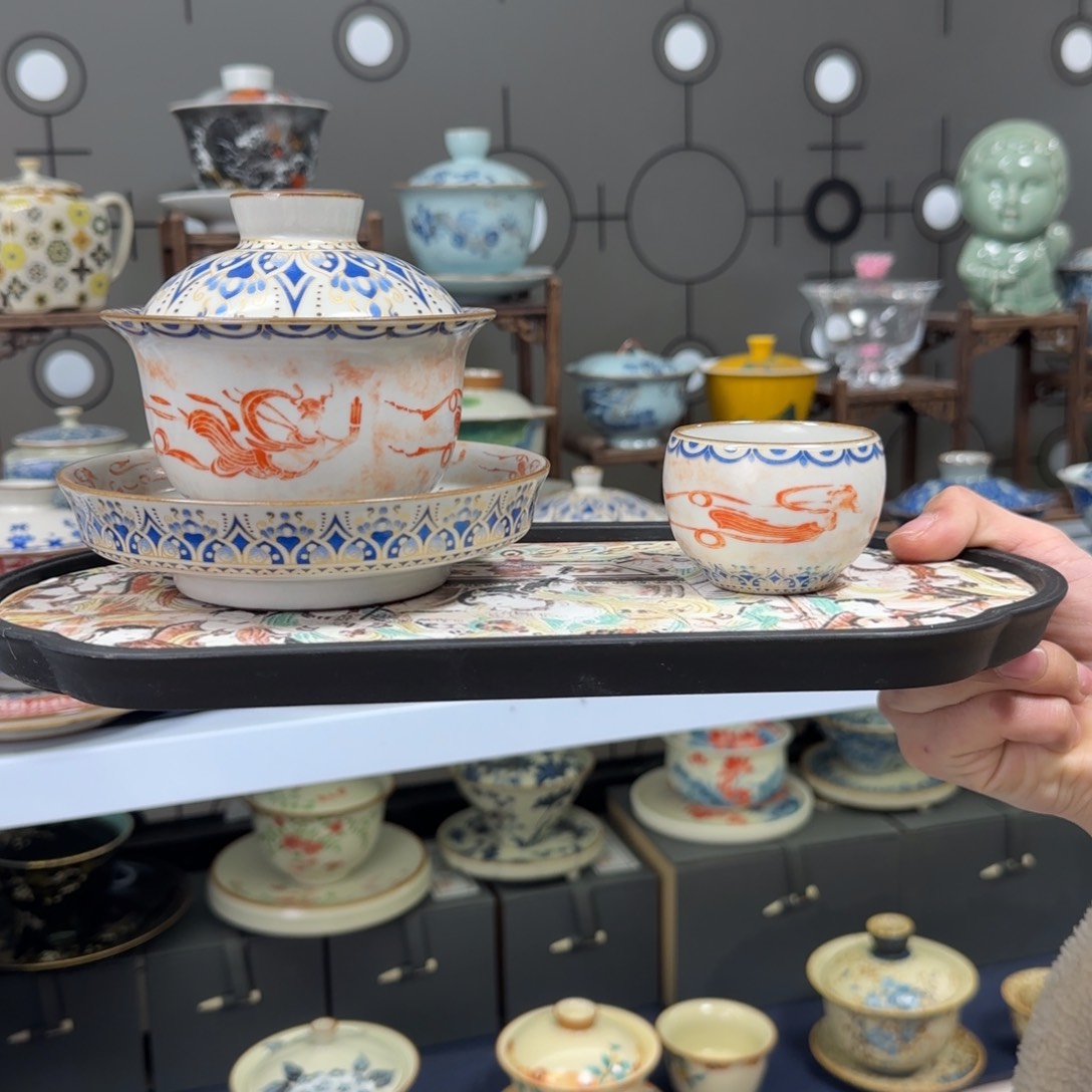 高温下的高温天气使人心情