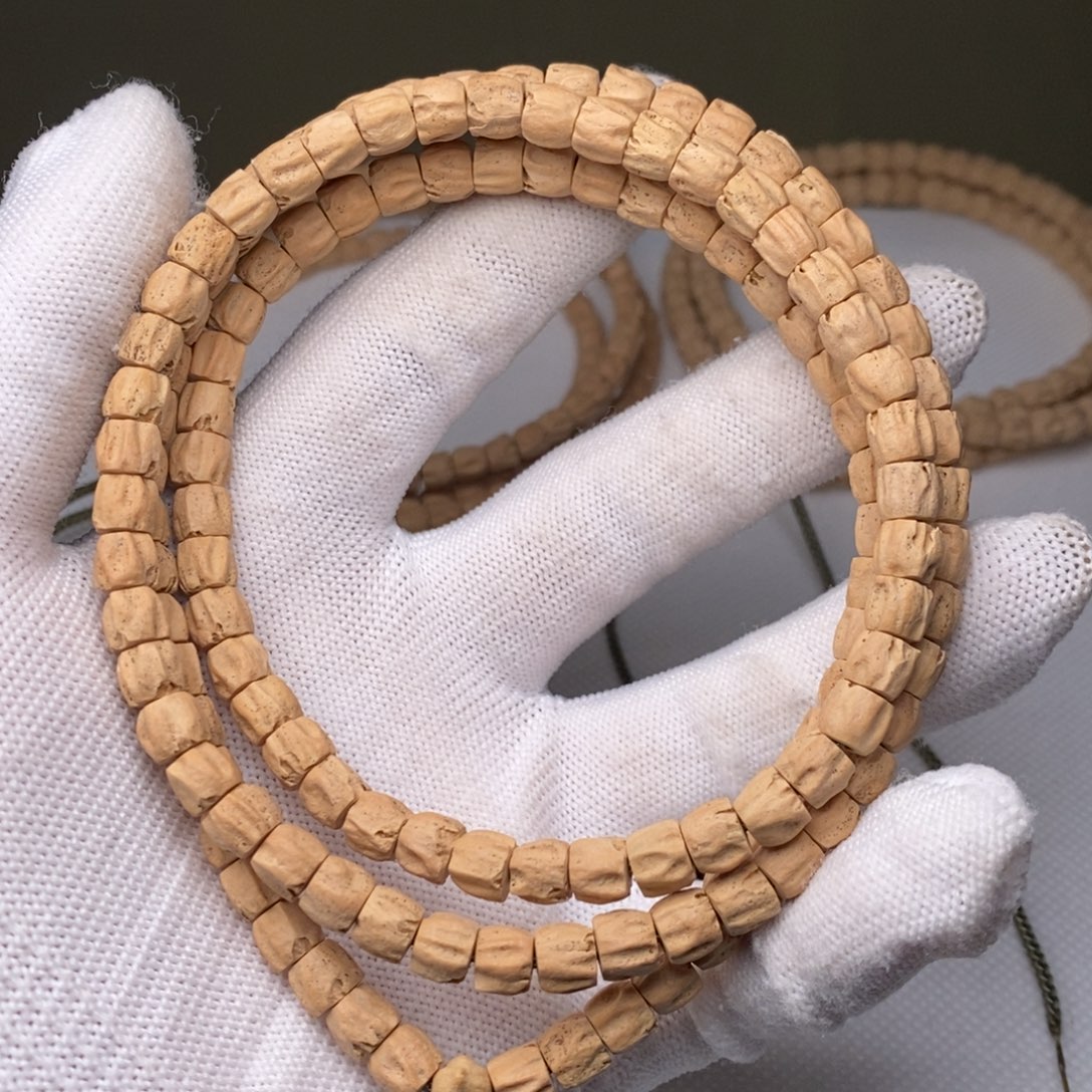 柏香籽/百香籽吊坠6.5热振小方块