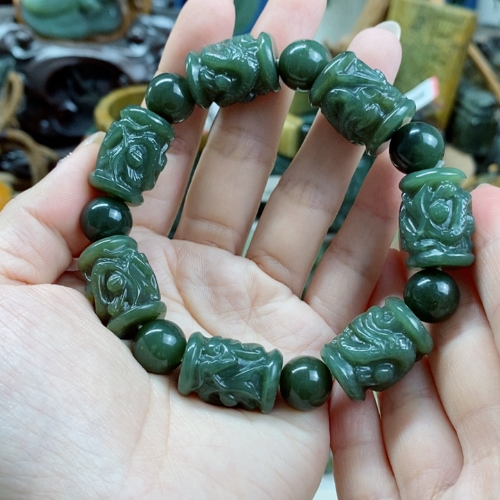 未镶嵌透闪石质玉手链