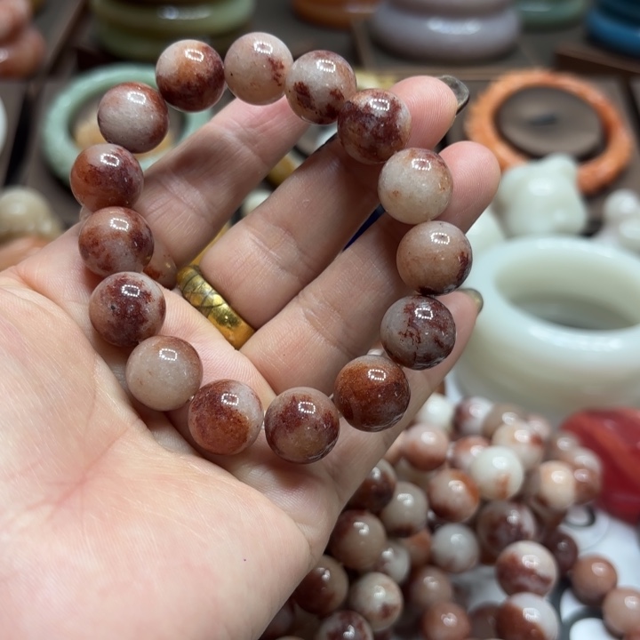 石英岩玉合金颈饰