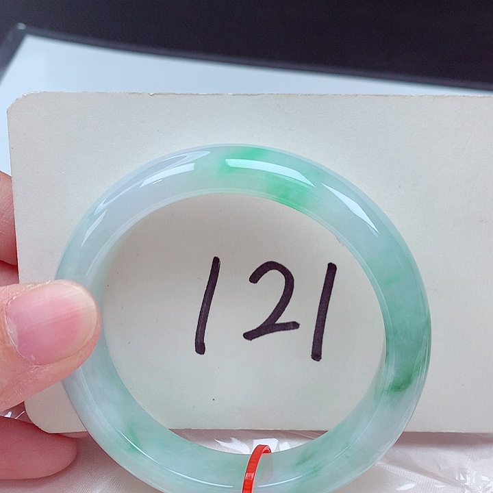 翡翠未镶嵌手镯翡翠