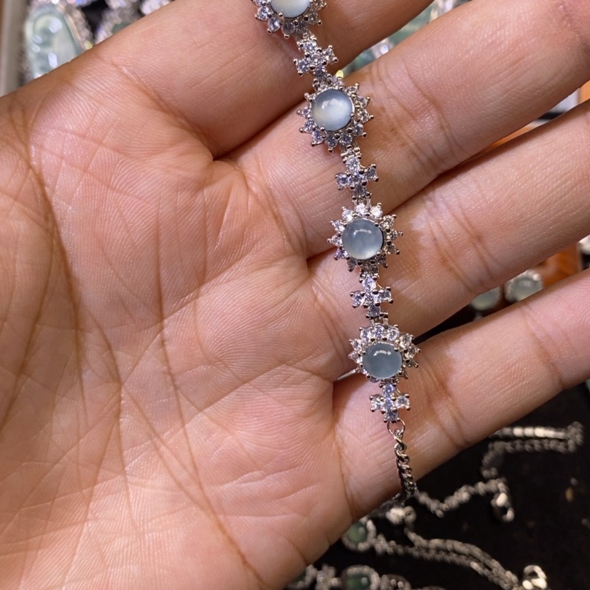 【闪购商品】翡翠颈饰未镶嵌天然