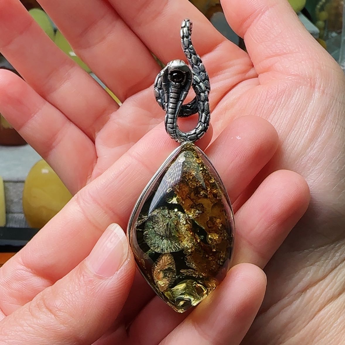 【闪购商品】琥珀颈饰未镶嵌吊坠