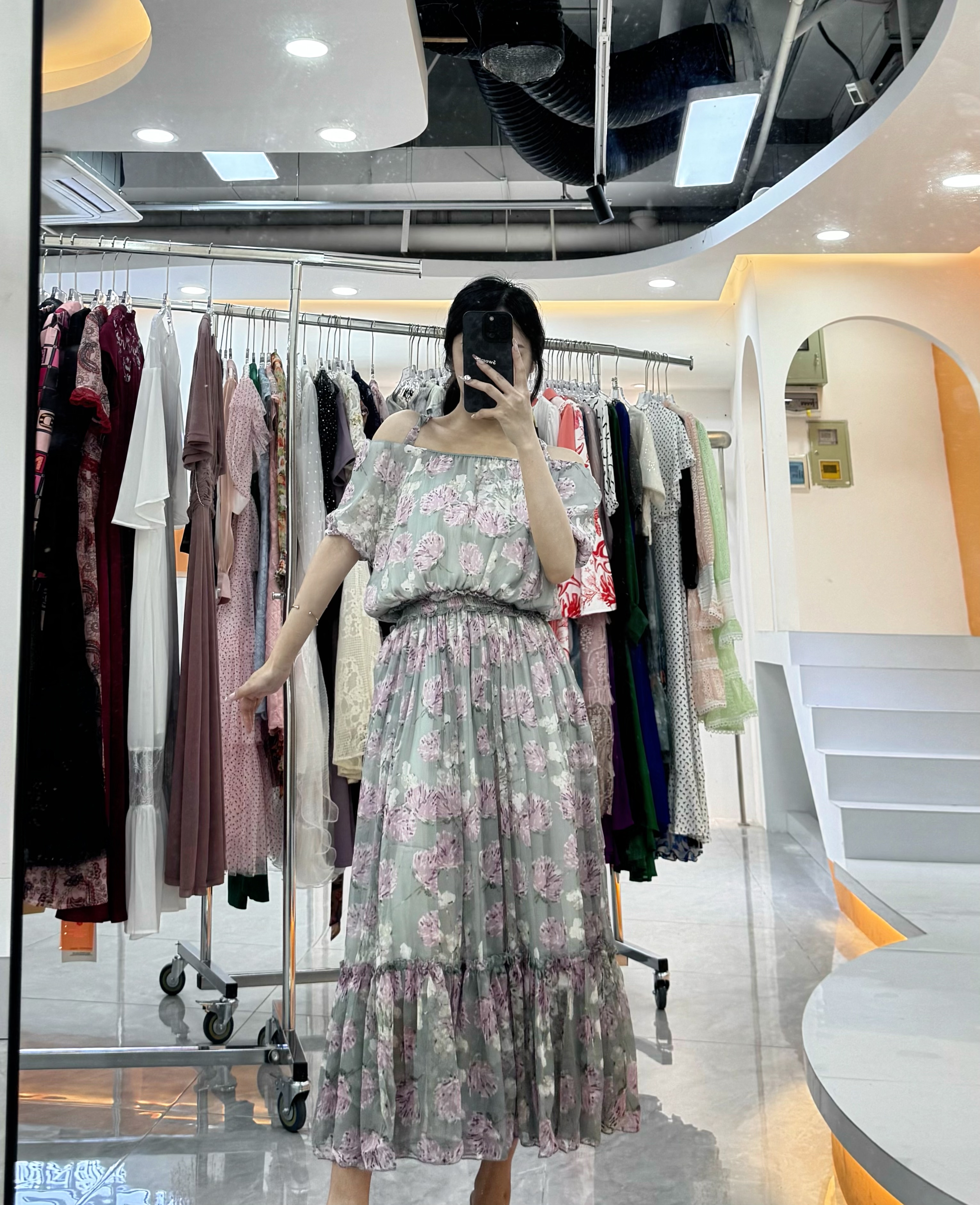 [依易原创]夏季新款女神范气质温柔收腰显瘦碎花中长连衣裙D0903