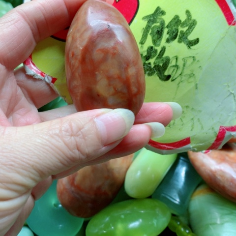 雪***狼蛇纹石玉未镶嵌手把件