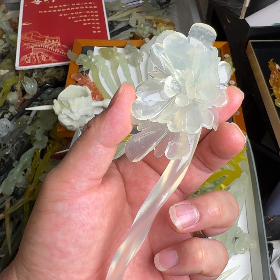 蛇纹石玉未镶嵌发饰