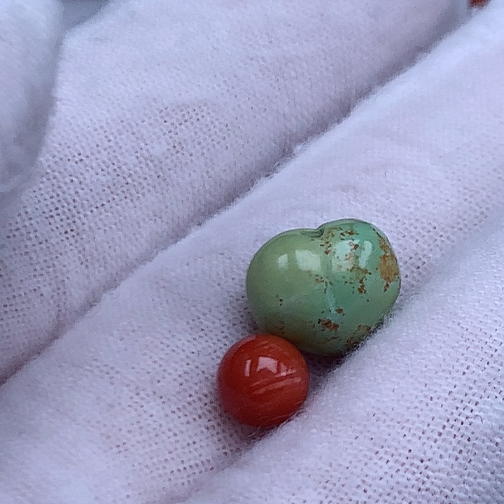 南红玛瑙未镶嵌珠宝奇石