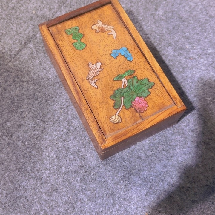 贡木机关盒的的的的的