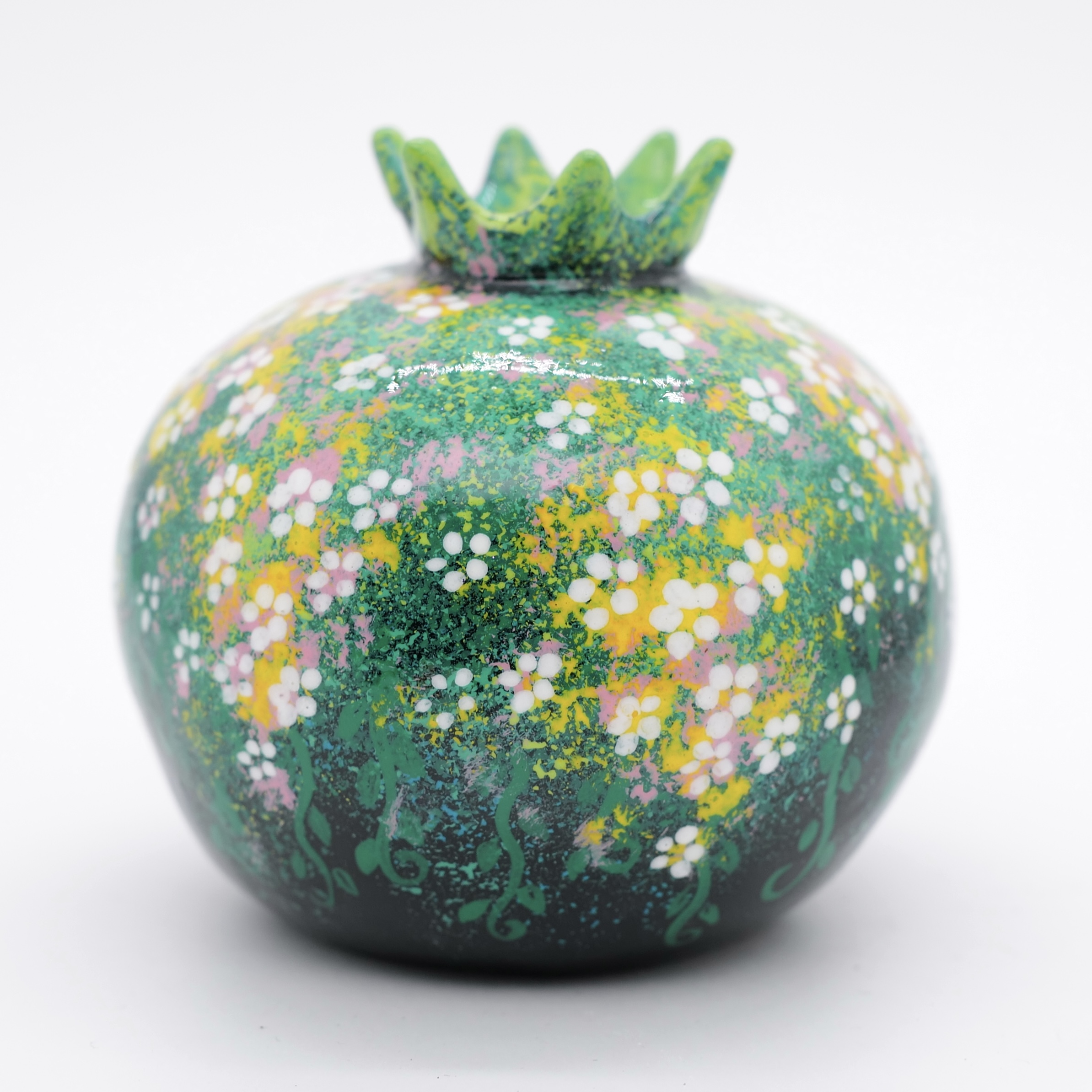 PM 王甜心工作室《石榴》石膏作品，仅一件（非王甜心本人绘画）