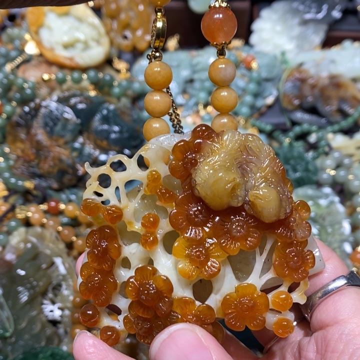 岫玉毛衣链未镶嵌
