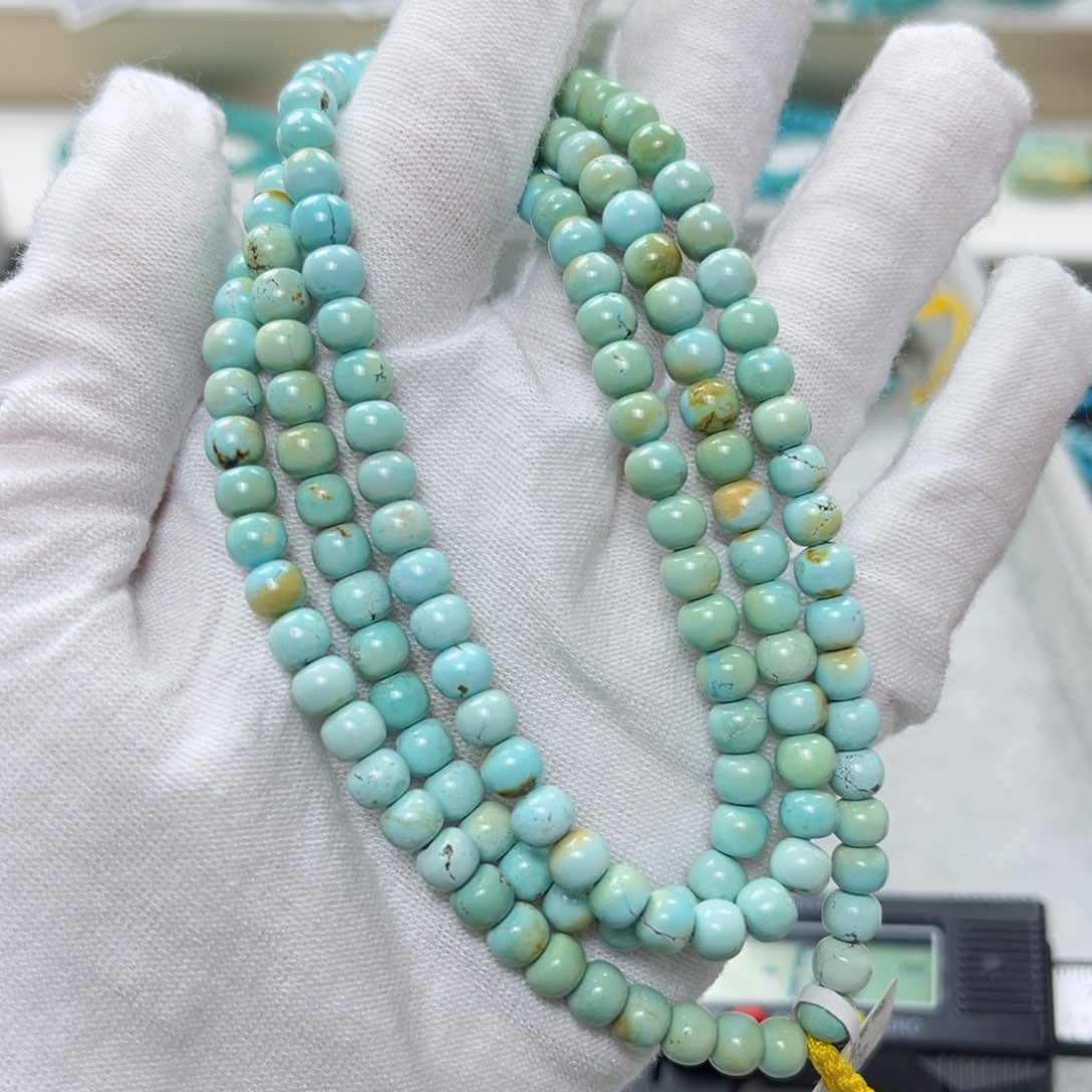 绿松石绿松石未镶嵌