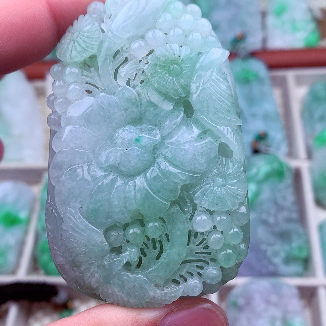 翡翠未镶嵌吊坠(不含链)