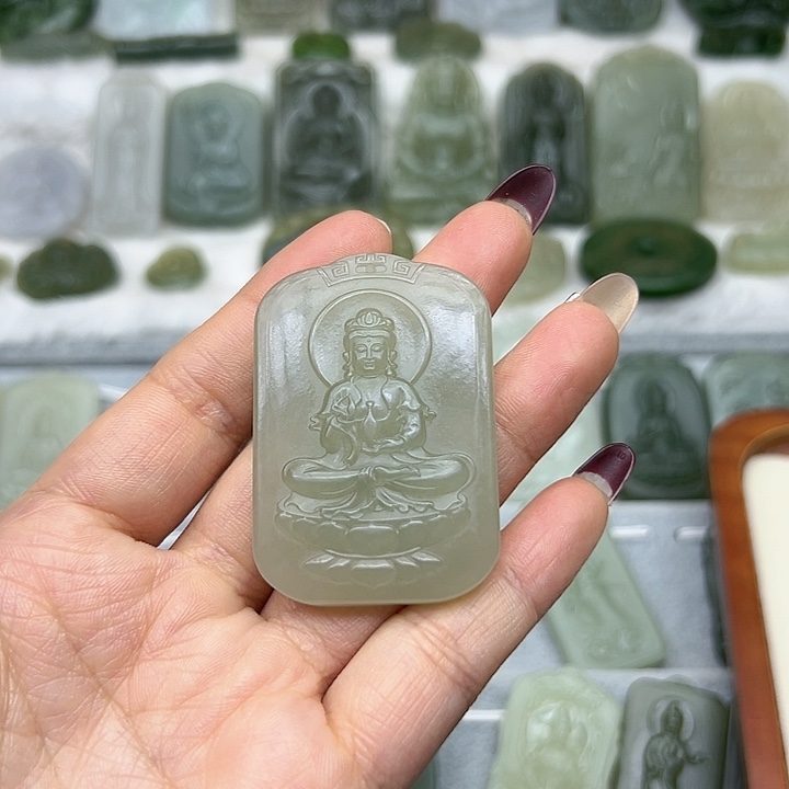 和田玉颈饰未镶嵌T***y