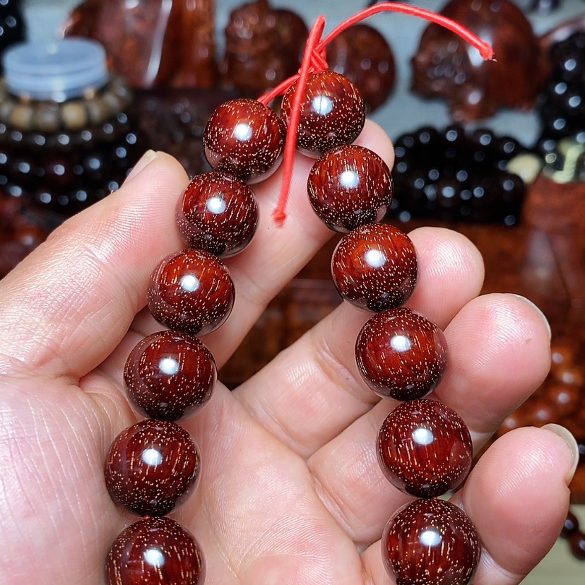 【闪购商品】檀香紫檀（小叶紫檀）