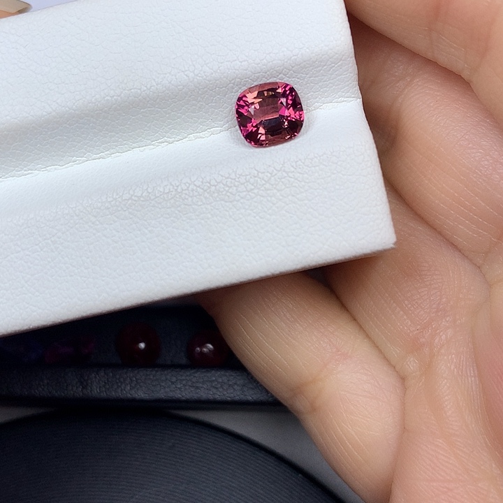 裸石未镶嵌碧玺1.26ct阿富汗红碧玺