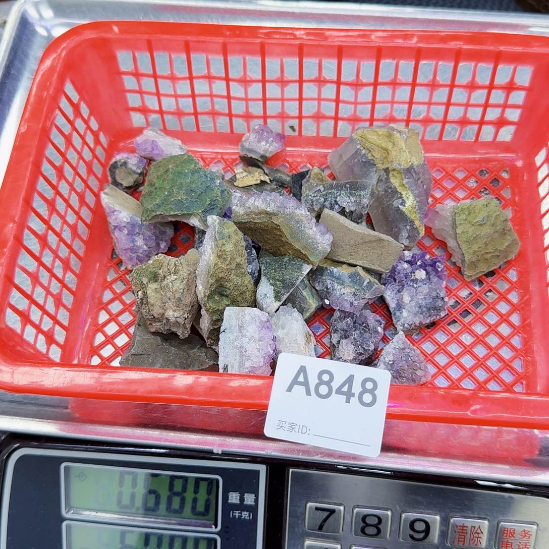 未镶嵌水晶大型摆件（非配饰）